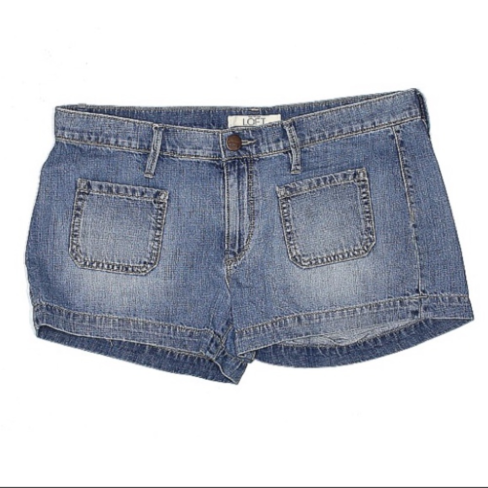 Ann Taylor LOFT Size 6 Denim Short